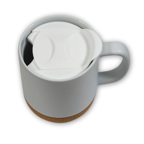 Mok met kurken bodem en plastic deksel - M19