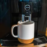 Mok met kurken bodem en plastic deksel - M19